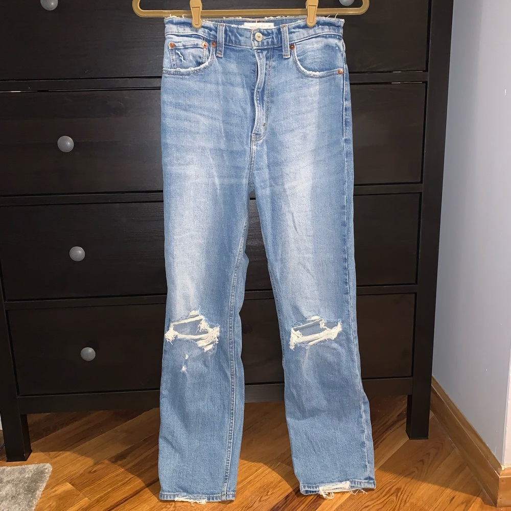 NWOT Abercrombie & Fitch Ankle Straight Jeans
